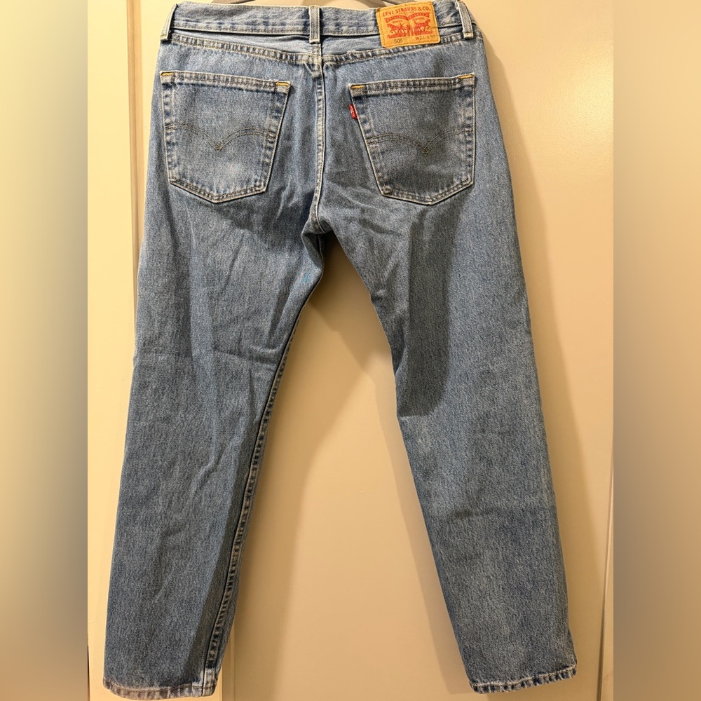 Levi's Men's Light Wash Straight Leg Jeans